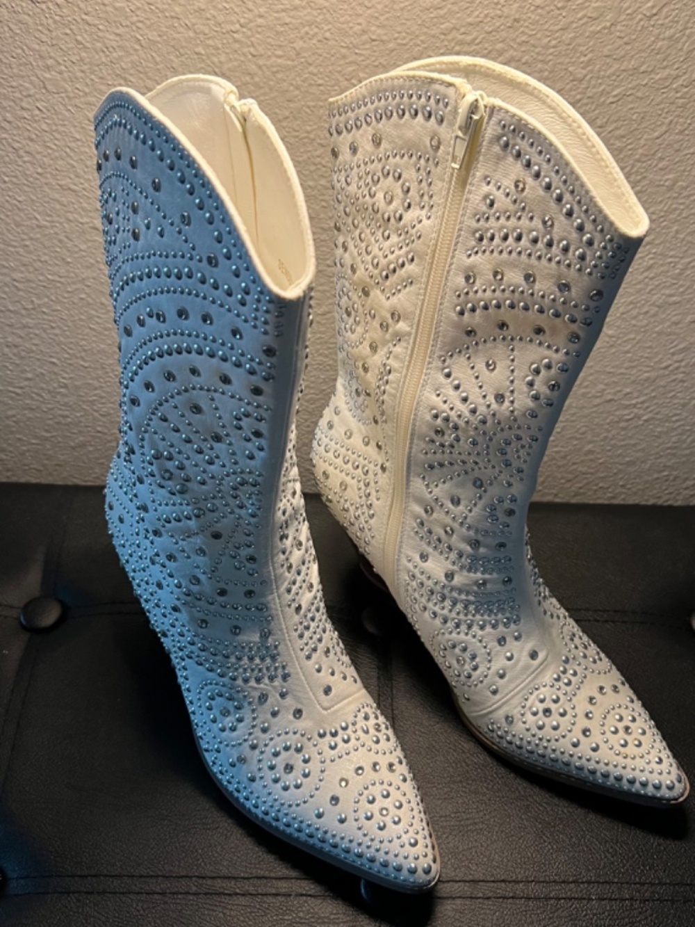 Cow Girl Boots - Picture 12 of 12